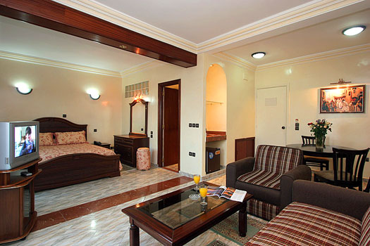 Photo of room of hotel De La Corniche