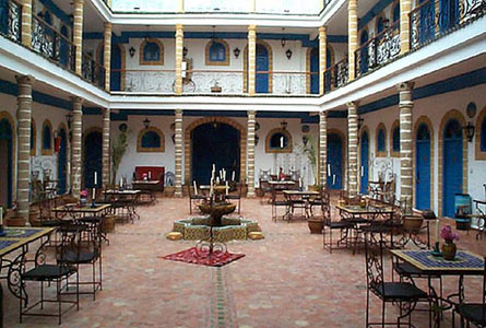 Photo of restaurant of hotel 